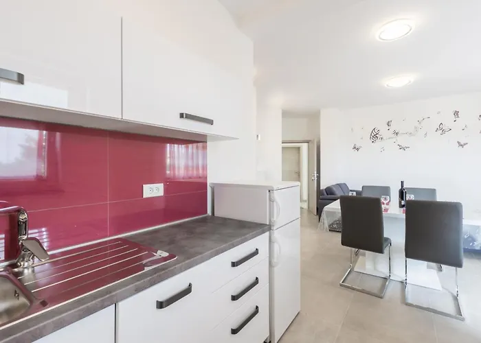 Apartment Antonio 4 *