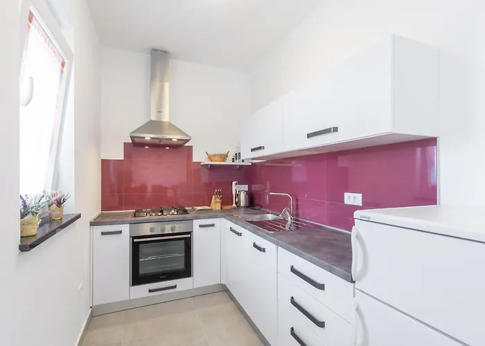 Apartment Antonio 4 Pula
