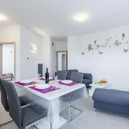 Antonio 4 Apartament *